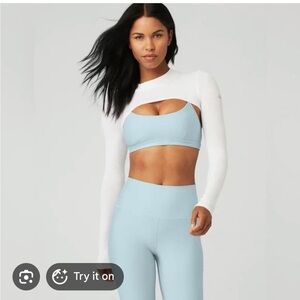 Alo Yoga White thrill seeker ribbed long sleeve shrug